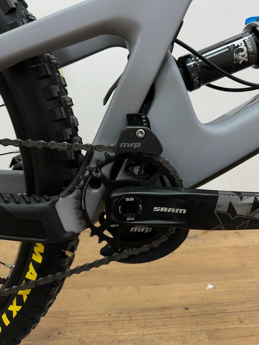 Santa Cruz Hightower Carbon 2022 Enduro Bike
