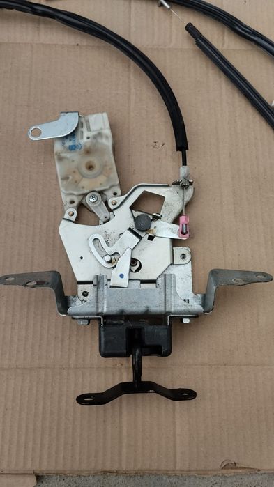 Замки крышки багажника Pathfinder R51