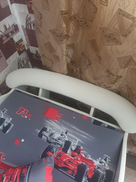 Продам кровать машину