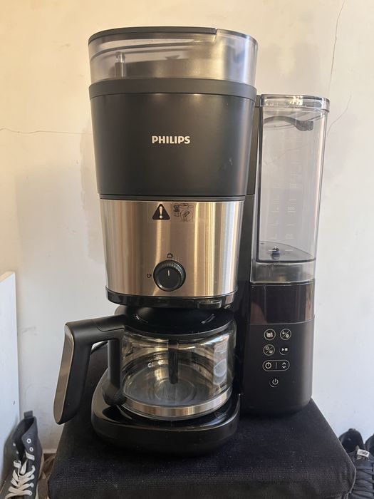 Cafetiera cu rasnita  PHILIPS