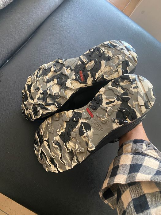 Маратонки adidas