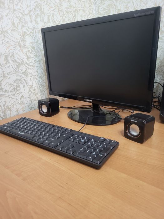 Продам компьютер рабочий