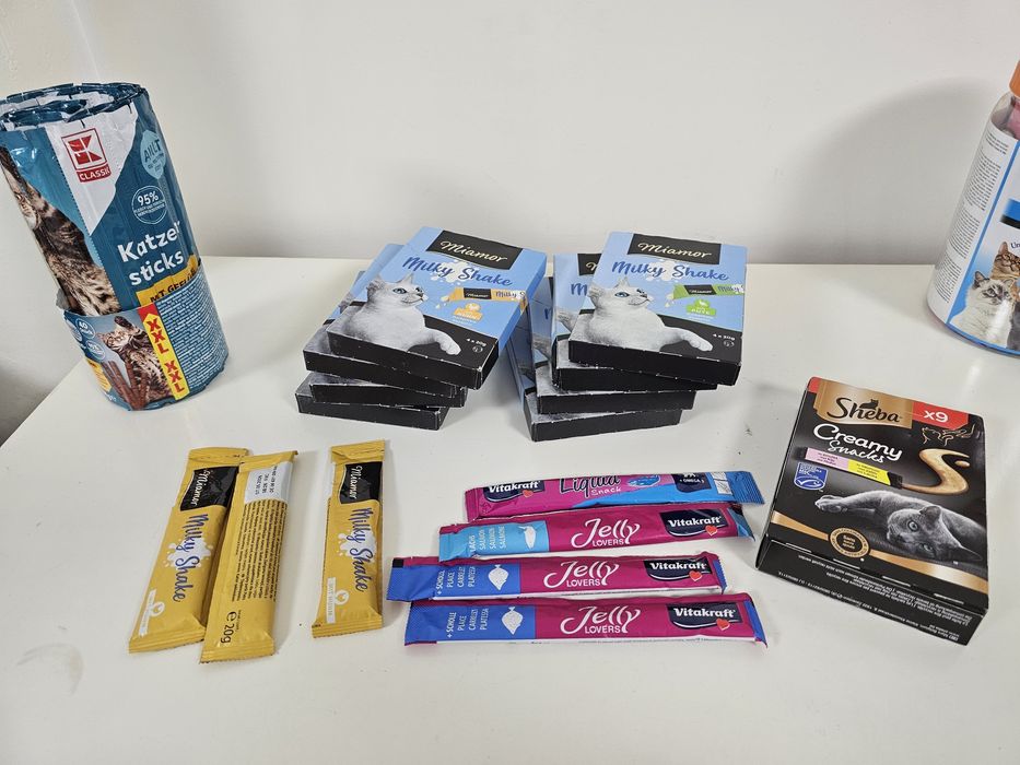 Recompense pisici - Churu, Miamor, etc - 78 buc + 1 pachet sticks-uri