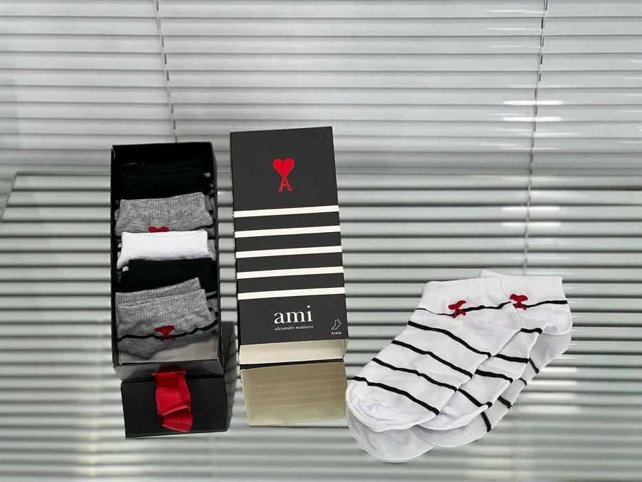 Sosete   scurte  snik   Premium TOMMY  NIKE  ADIDAS  ARMANI  GUCCI etc