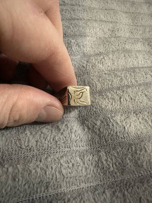 Продам кольцо мужское