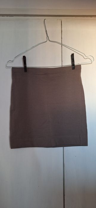 Fusta mini basic H&M, culoare bej, masura XS