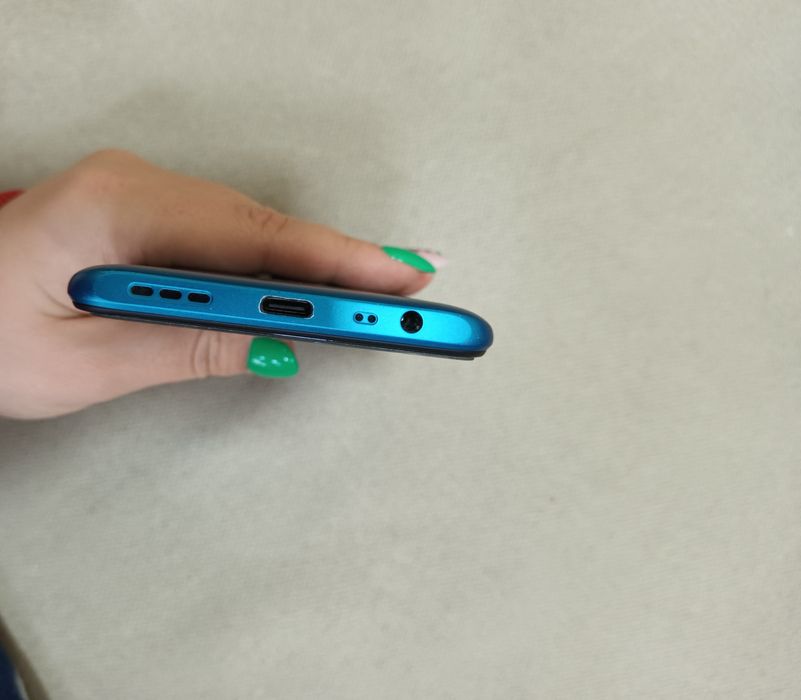 Телефон  Redmi 9