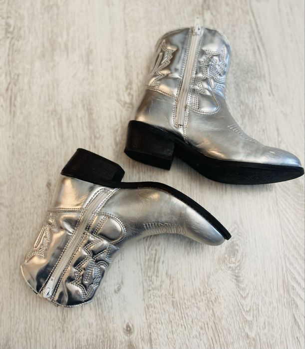 Cizme / ciocate next argintii marime 34,5