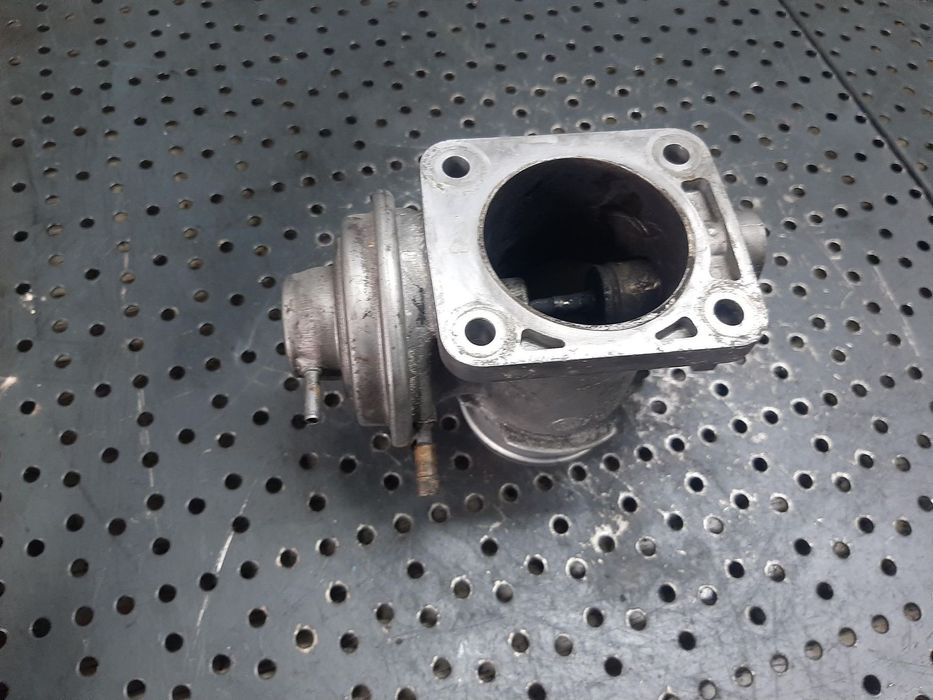 egr  bmw seria 5 e39 256t1 2.5 tds  712248139