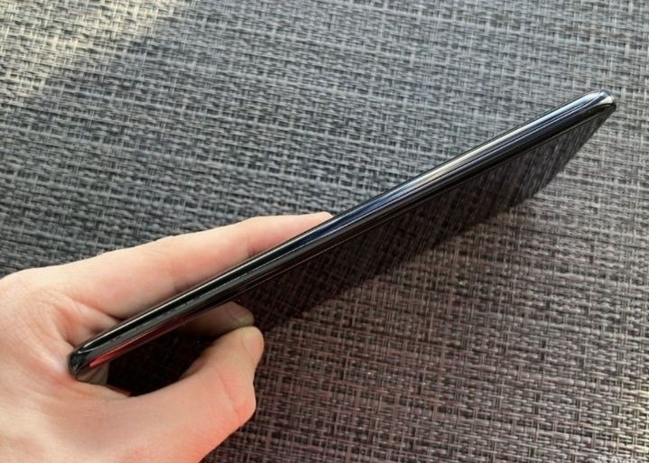 Обмен/продажа Samsung Galaxy S20 plus 8/128 sim e-sim