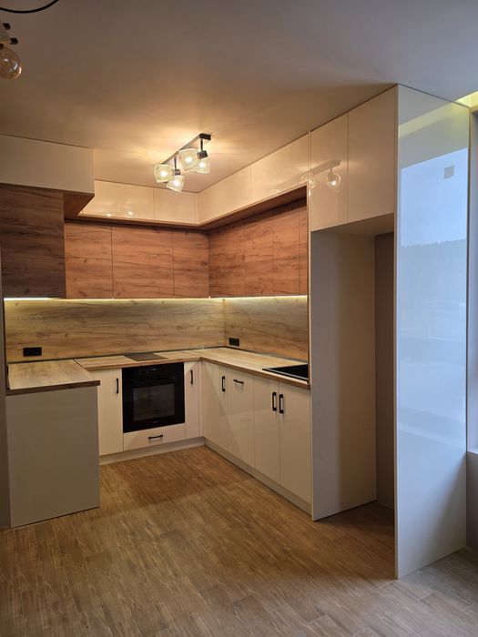 Д.И.А. Мебел- Мебели по поръчка