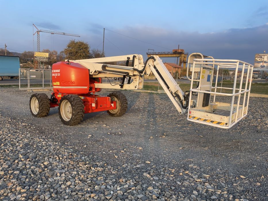 Inchiriem nacele autorizate ISCIR PRB diesel electrice 4x4