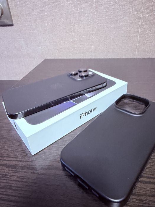 Продам Iphone 16 pro 256 в идеале
