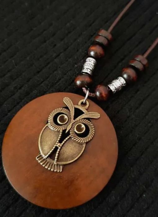 Продам подвески деревянные с фигурками