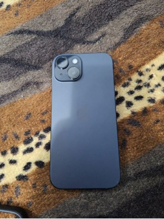 Айфон 15 продам срочно