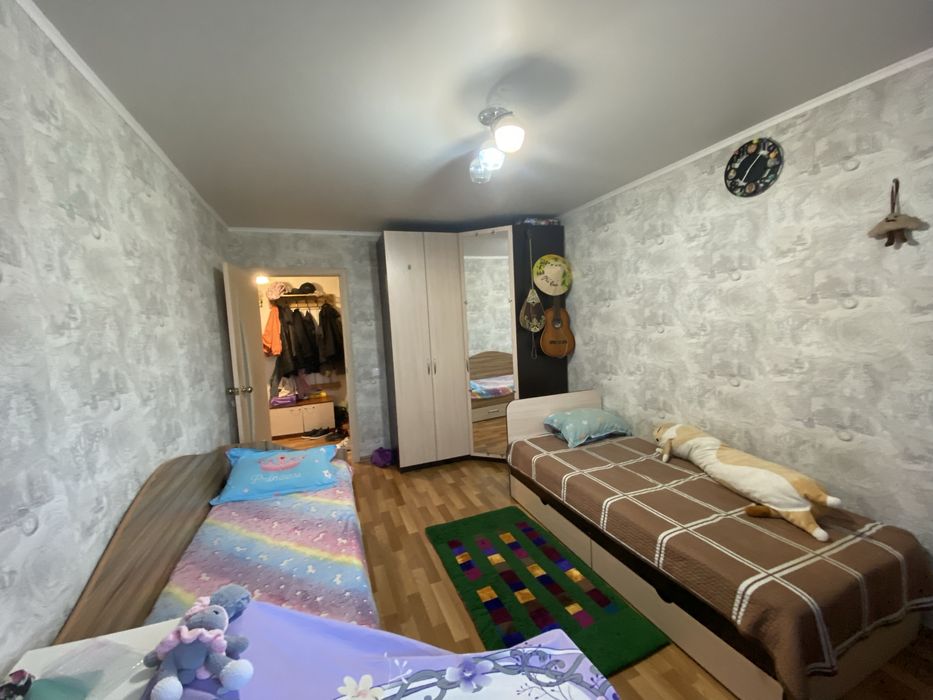 Продам 2х ком квартиру в 9мкр