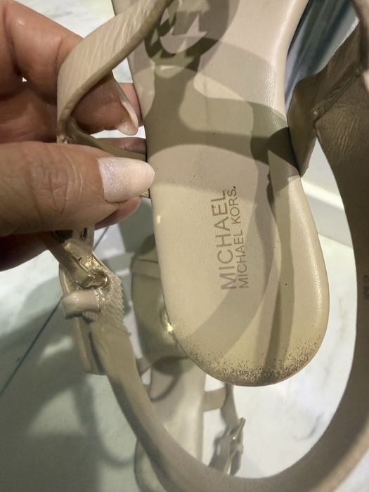 Sandale MKors 36 bej