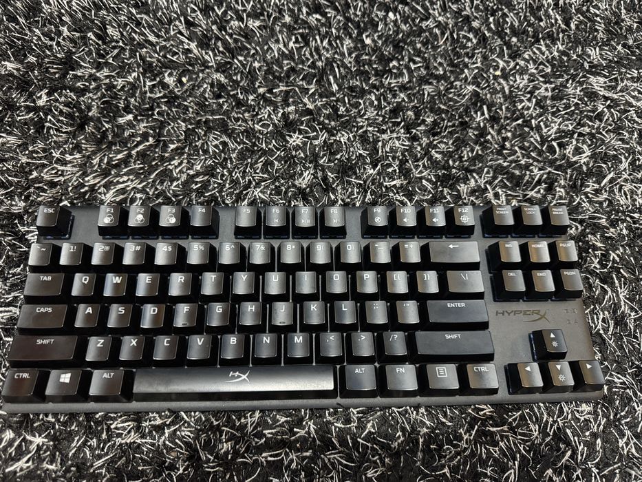 Клавиатура HyperX Alloy