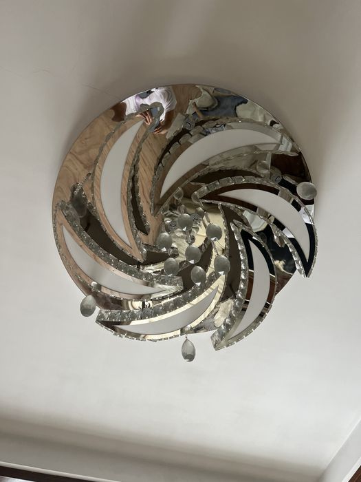 Продам люстра массивный