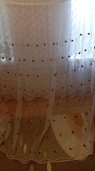 Продам тюль                .