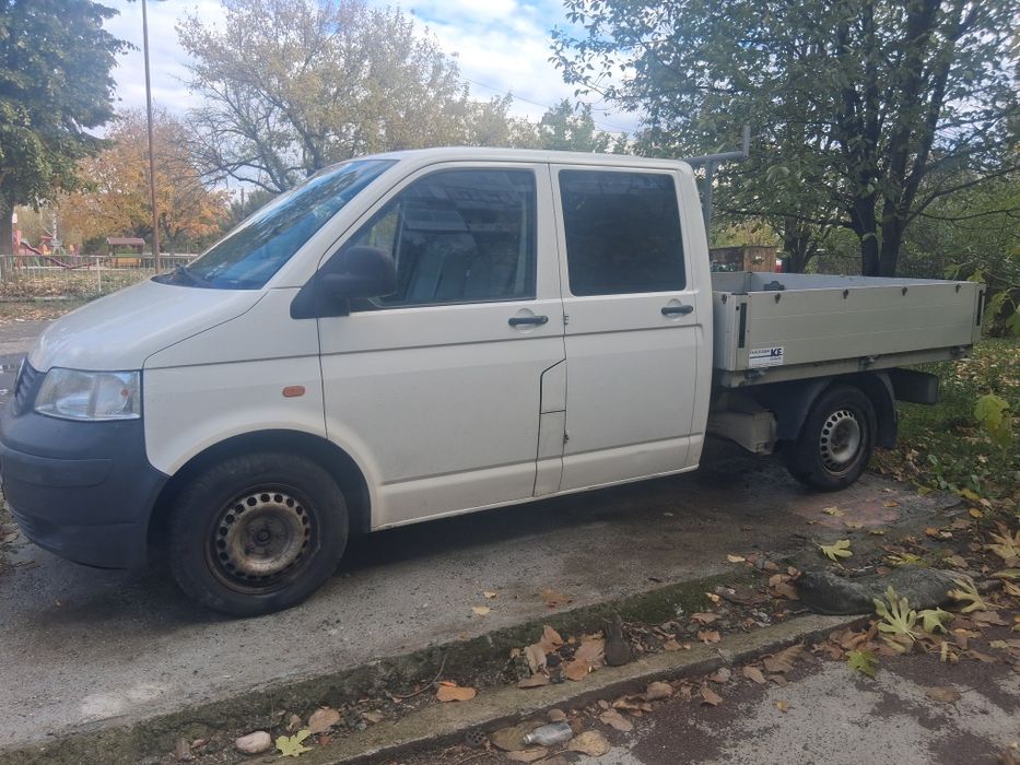 Бусове каравани камиони