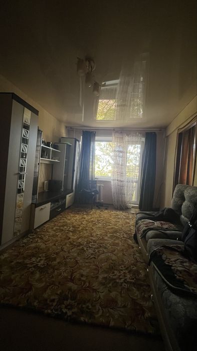 Продаи 2х коинатную квартиру