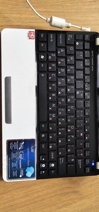 Лаптоп Asus C 60