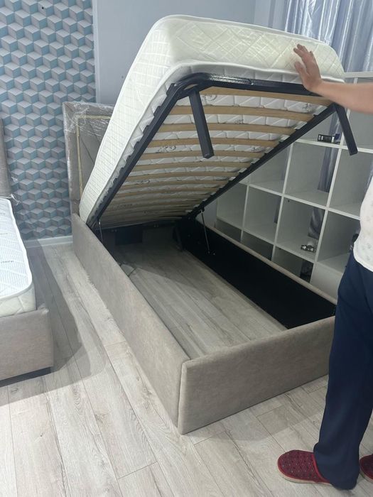 Кровать односпальная