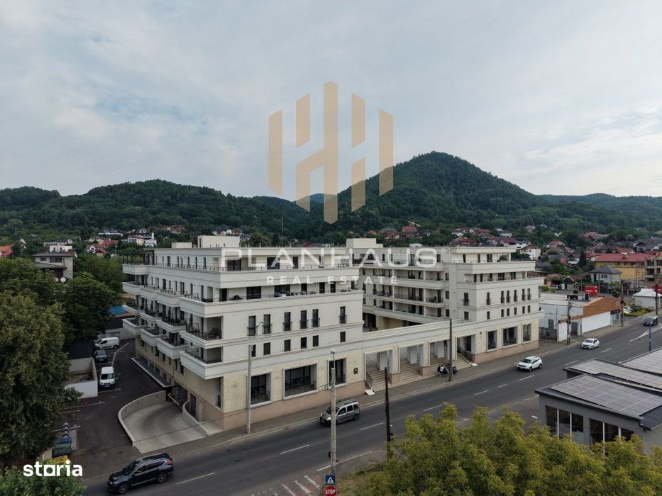 Prima închiriere-2 camere Centrul vechi,loc de parcare inclus