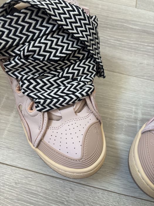 Lanvin Curb