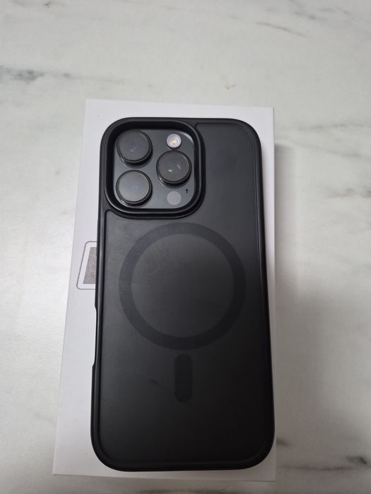 iPhone 16 pro black