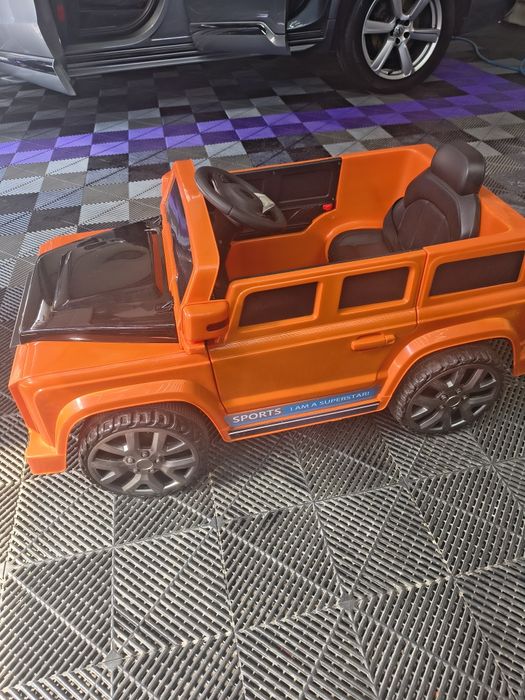 Mașinuță electrică