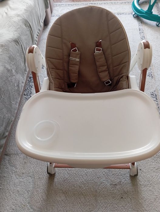 Продам стульчик для кормления