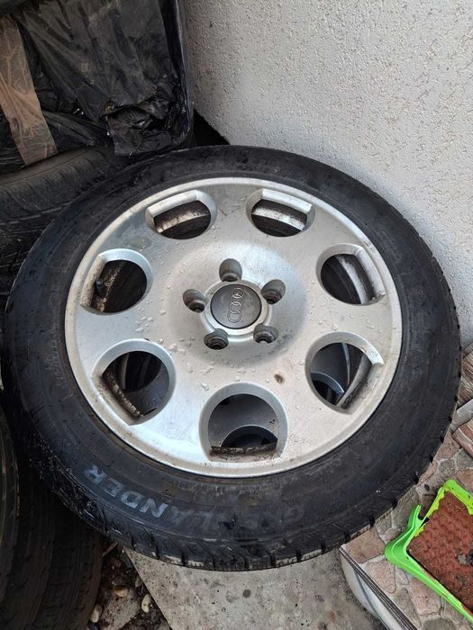 Roti Audi ORIGINALE cu anvelope iarna 205 55 R16 DOT 2023