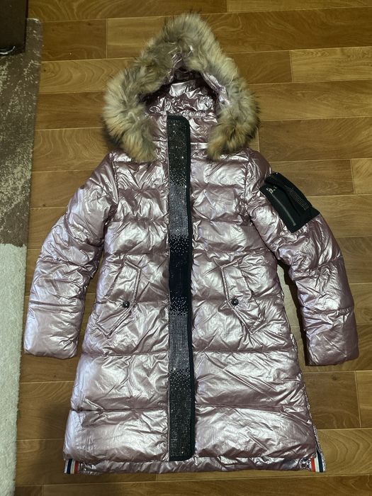 Продаю детский зимний пуховик