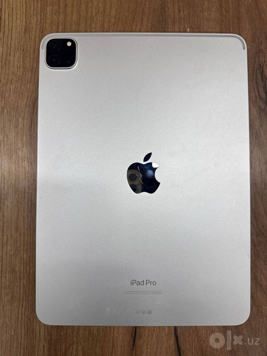Ipad pro m2.    .