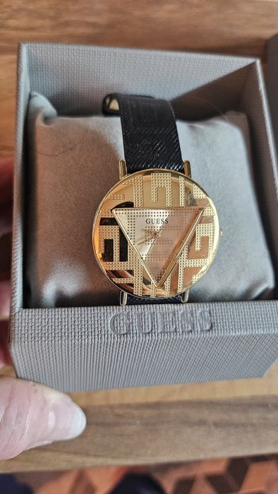 Дамски часовник GUESS
