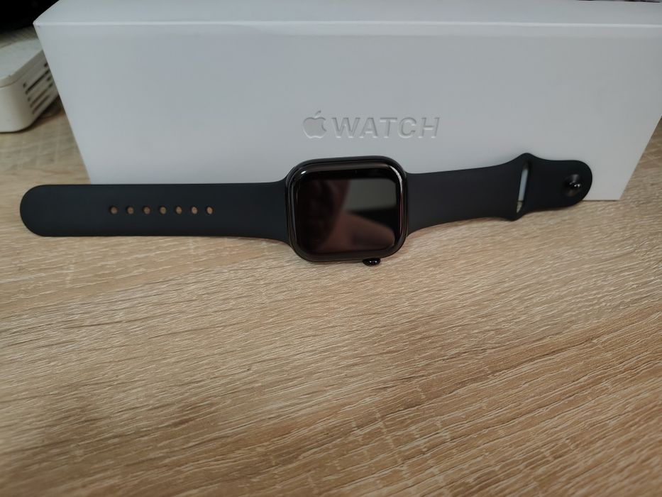 Apple Watch 11 46mm Aluminium LTE GPS гаранционен до 05/2029