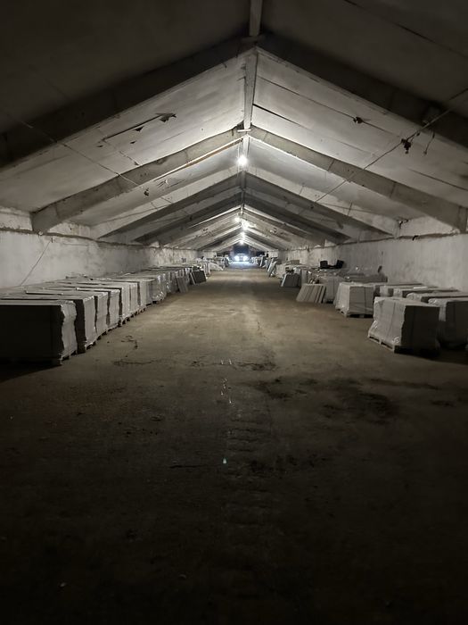 Керамогранит в наличии на скалде