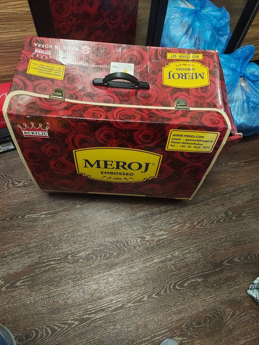 Плед, (покрывало) , две наволлчки