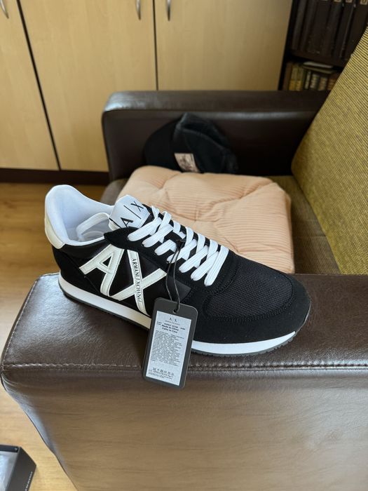 Armani Exchange обувки