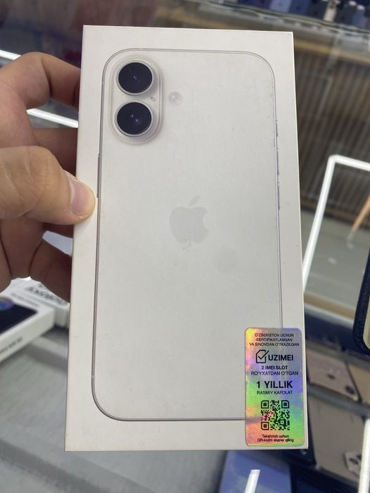 Apple 16 128GB новей