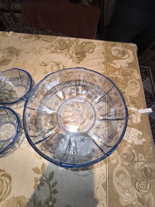 Стъклен сервиз от гравирано стъкло (Нов)