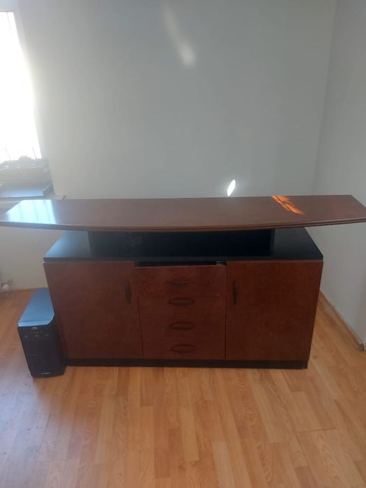 Отличная офисная мебель