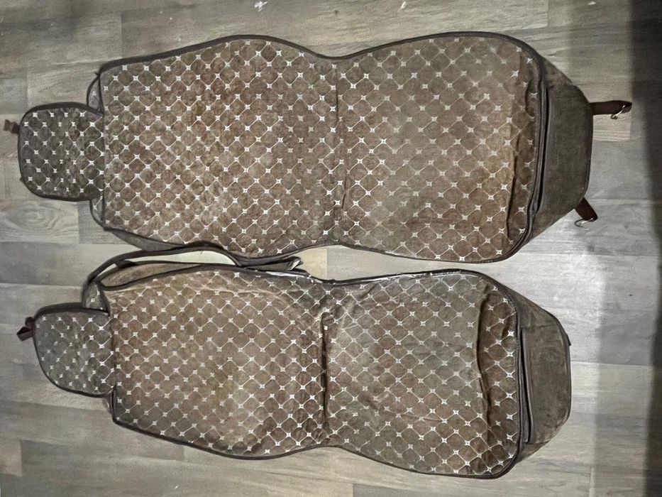 Чехол на сидения