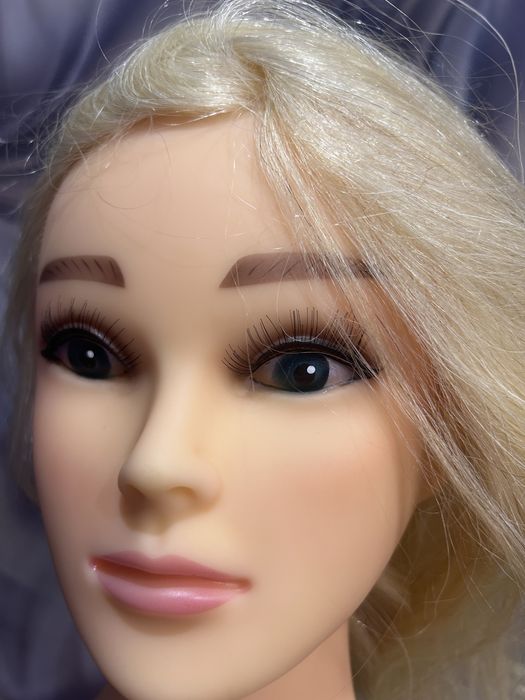 Срочно продам манекен