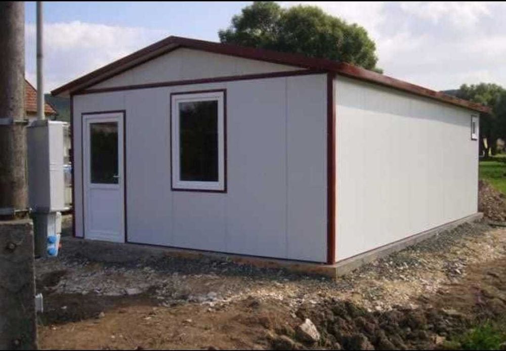 Case pe structura metalica