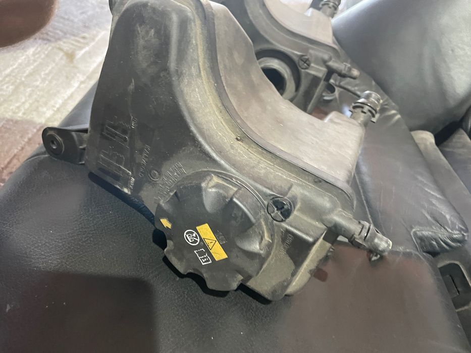 Казанче антифриз BMW e90 e91 e92 e93