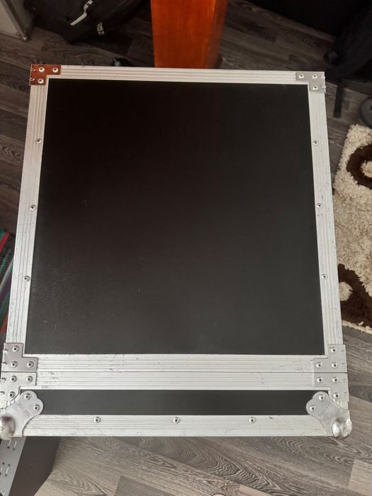 Rack amplificatoare - Music Store - okazie