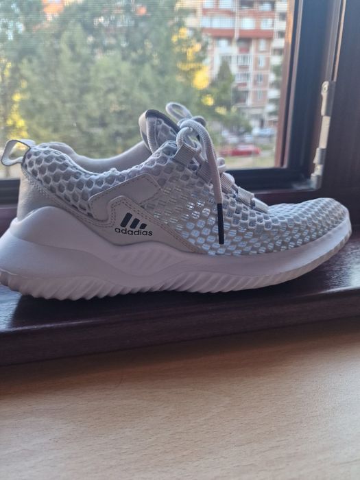 Маратонки Adidas - бели, 40-ти номер, мрежести, летни